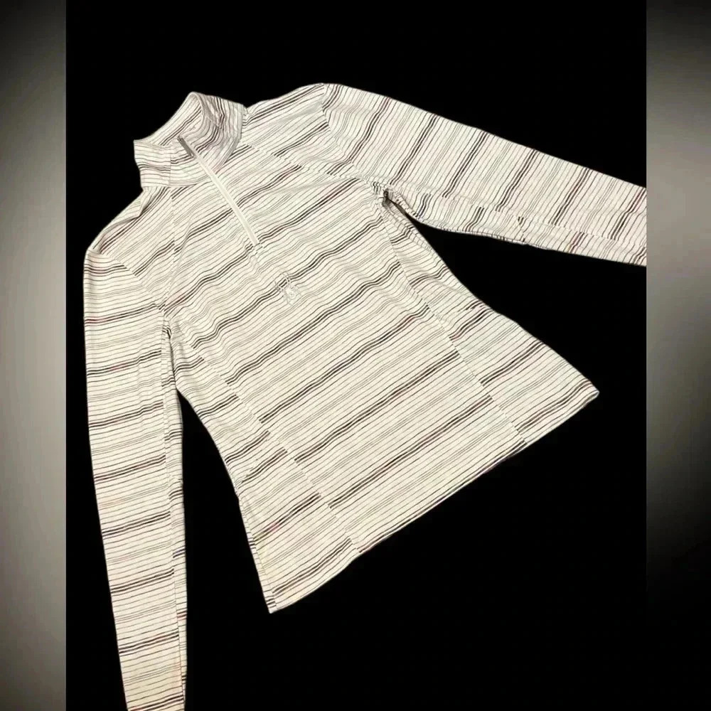 🕷️ SPYDER striped long sleeve top 🕷️
BIN #9